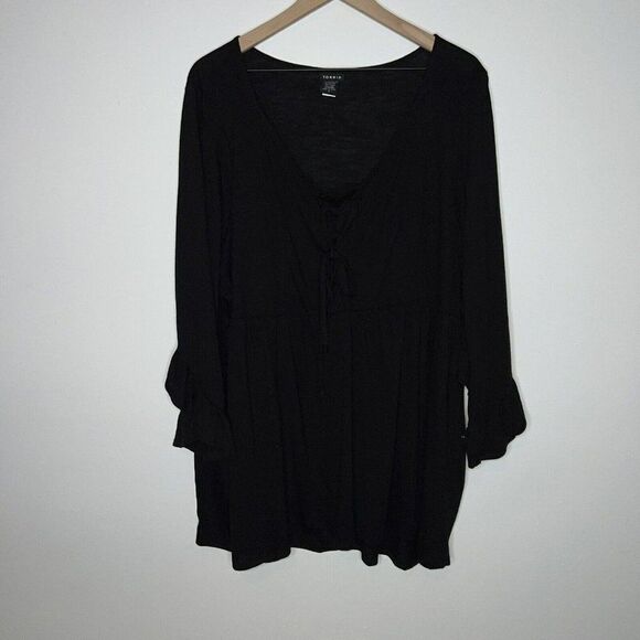 Torrid Black Lace Up Top Size 3/3x - Picture 1 of 4